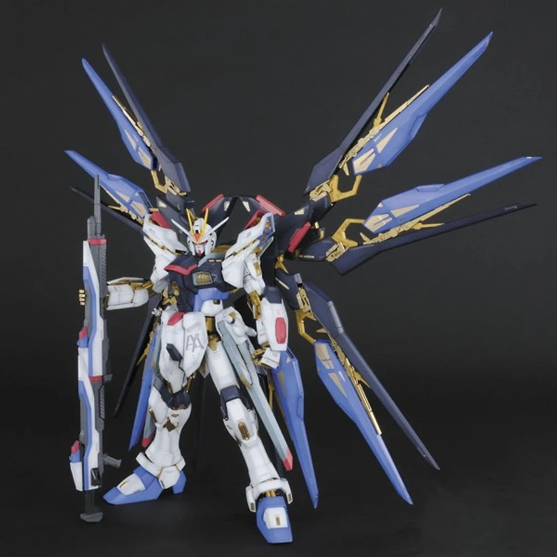 Gundam ZGMF-X20A Strike Freedom Gundam - 1/60 Perfect Grade