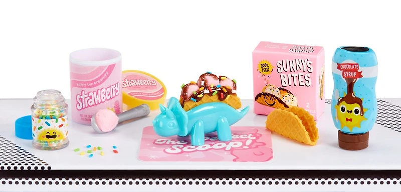 MGA's Miniverse™ Make It Mini Diner™ Series 4 – One Variation Chosen at Random