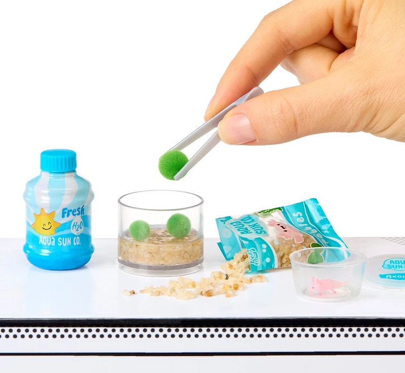 Miniverse: Make it Mini - Animals Assorted – One Variation Chosen at Random