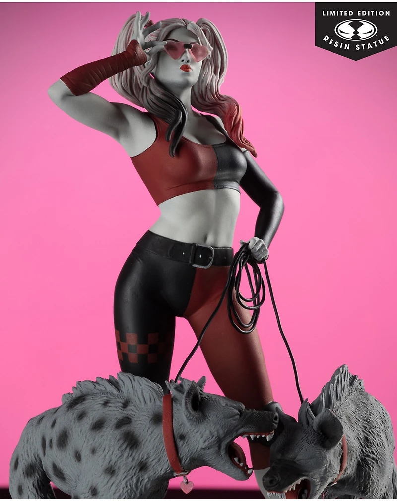 DC Direct Harley Quinn by Jenny Frison (Harley Quinn: Red, White & Black) 1:10 Scale Resin Statue 