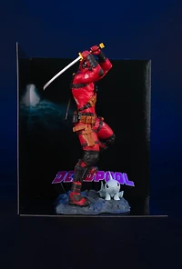 Marvel Deadpool 1:10th Scale Collectible with Scene (Deadpool #1) 