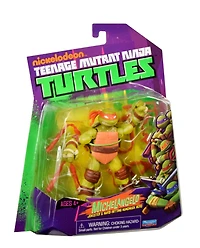 Teenage Mutant Ninja Turtles: Classic 2012 Michelangelo Basic Figure 