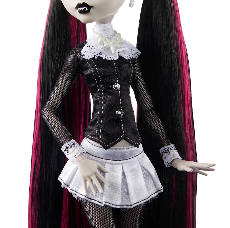 Monster High Reel Drama Draculaura Doll 