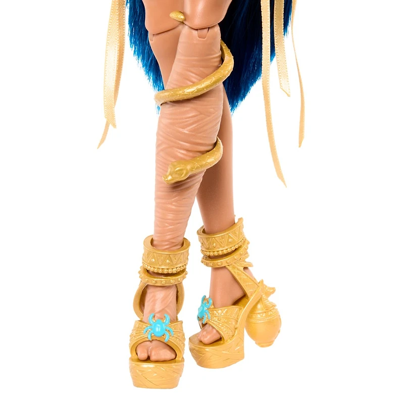 Monster High Cleo De Nile Fashion Doll With Pet Hissette And Accessories