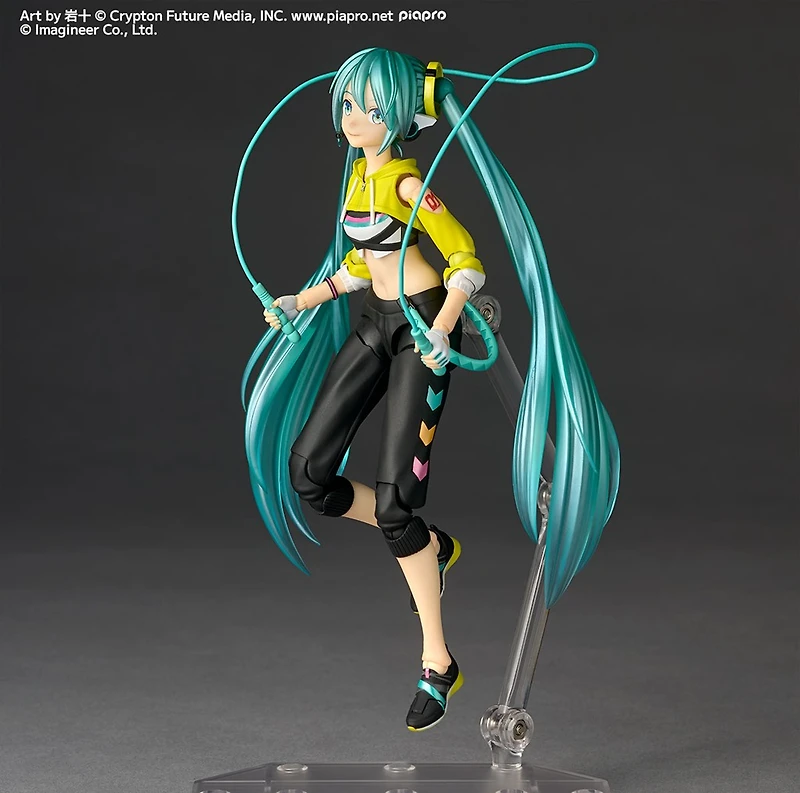 Revoltech Amazing Yamaguchi Hatsune Miku Boxing Ver Action Figure 