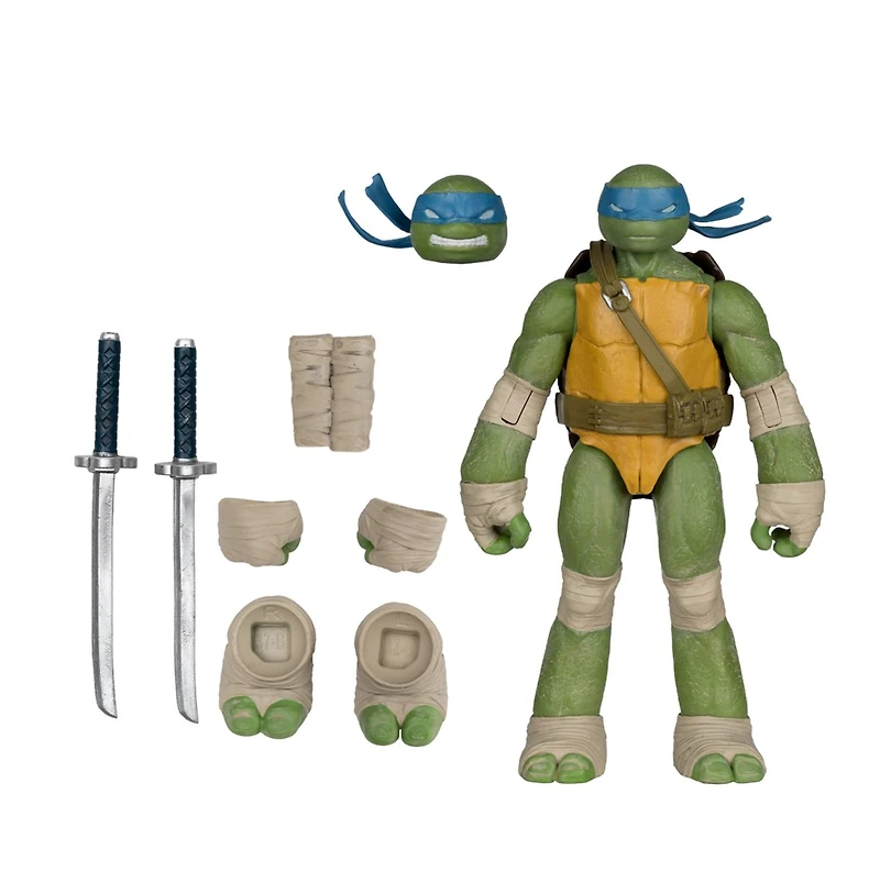 Teenage Mutant Ninja Turtles (Page Punchers) Leonardo 5" Action Figure with Comic 