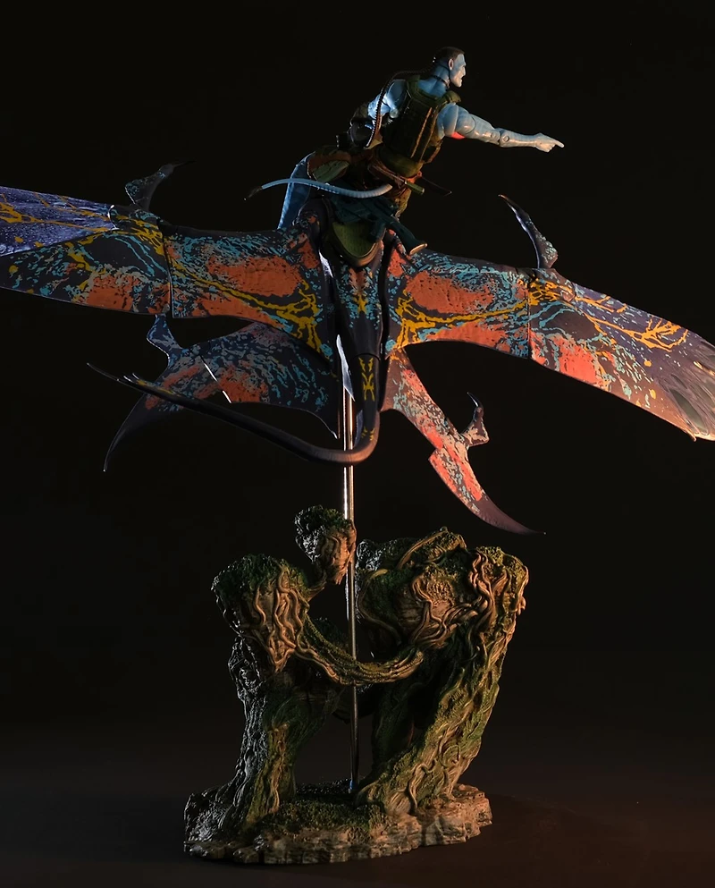 Avatar: The Way of Water Recom Quaritch & RDA Banshee 7-Inch Scale Deluxe 2 Pack Gold Label 