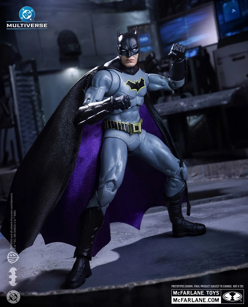 DC Multiverse Batman (DC Rebirth) Gold Label 7-Inch Action Figure 