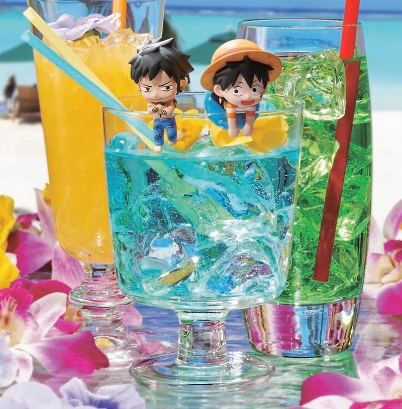 One Piece - Ochatomo Miniature Blind Figure (Pirates on Vacation Ver.) – One Variation Chosen at Random