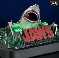 Jaws (50th Anniversary) 1:48th Scale Resin Statue with Light Up Base 
