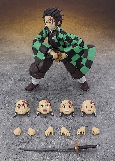Demon Slayer: Kimetsu no Yaiba - Tanjiro Kamado S.H.Figuarts Figure (The Final Battle in the Infinit
