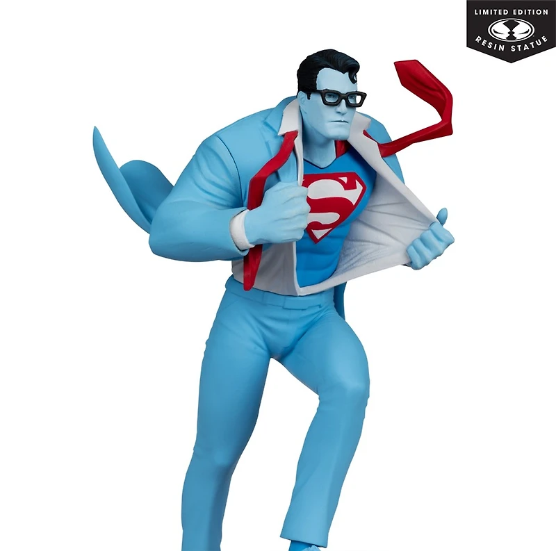 DC Direct Superman by Clayton Henry (Superman Red and Blue) 1:10 Scale Resin Statue Limited Edition 