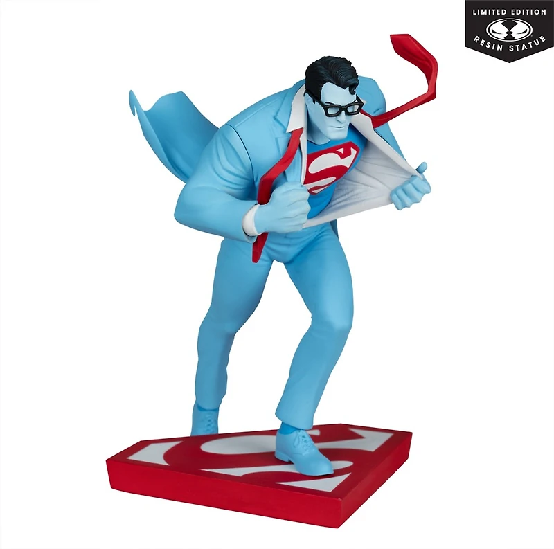 DC Direct Superman by Clayton Henry (Superman Red and Blue) 1:10 Scale Resin Statue Limited Edition 