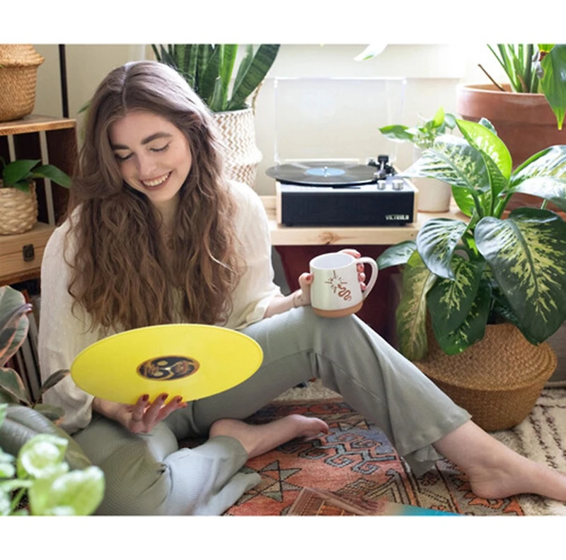 Victrola Eastwood Manual Three-Speed Turntable with Bluetooth (Bamboo)