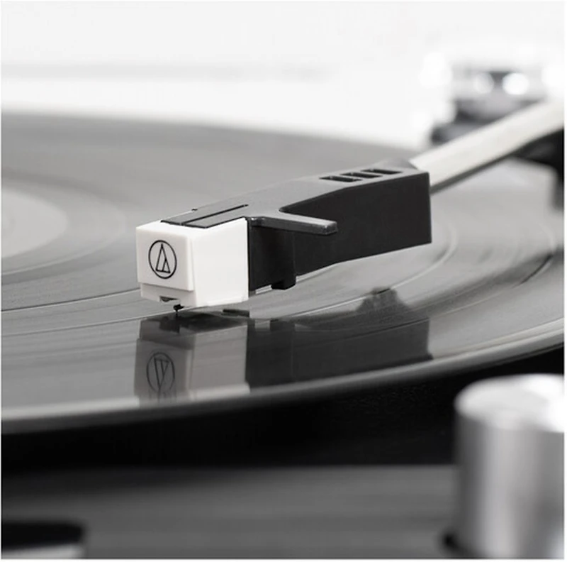 Victrola Eastwood Manual Three-Speed Turntable with Bluetooth (Bamboo) 