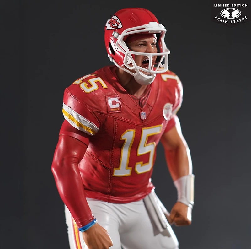 NFL Patrick Mahomes (Kansas City Chiefs) 1:6th Scale Limited Edition Resin Statue 