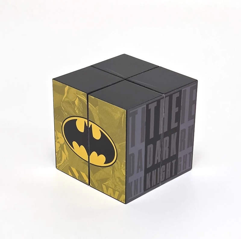Qubi Batman (DC Comics) Transforming Cube Assortie – Une variation choisie au hasard