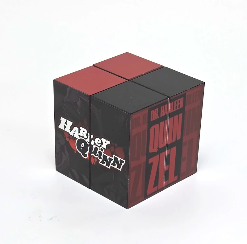Qubi Batman (DC Comics) Transforming Cube Assortie – Une variation choisie au hasard