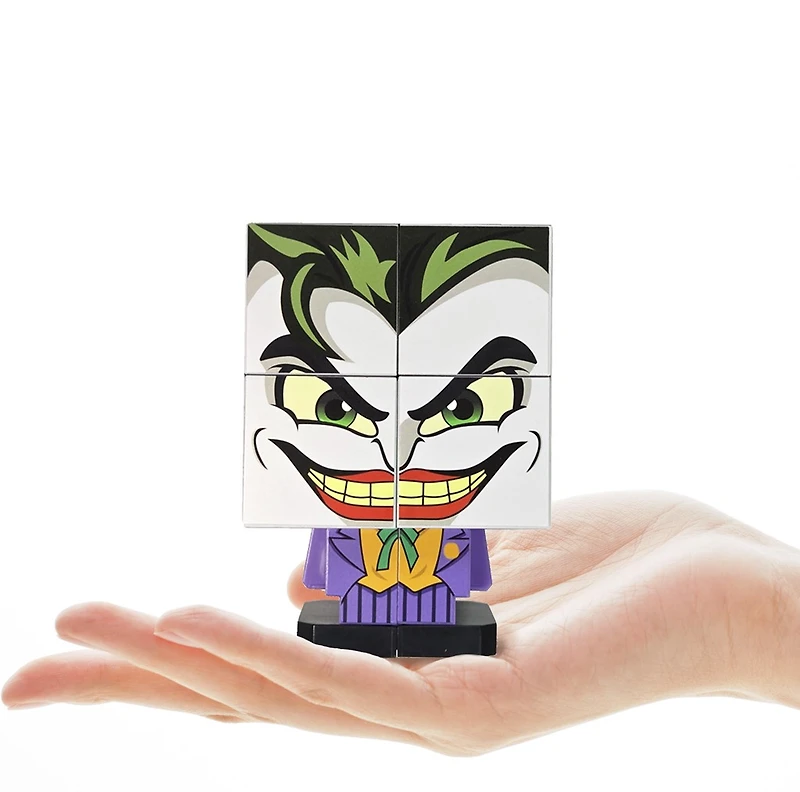 Qubi Batman (DC Comics) Transforming Cube Assortie – Une variation choisie au hasard