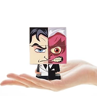 Qubi Batman (DC Comics) Transforming Cube Assortie – Une variation choisie au hasard