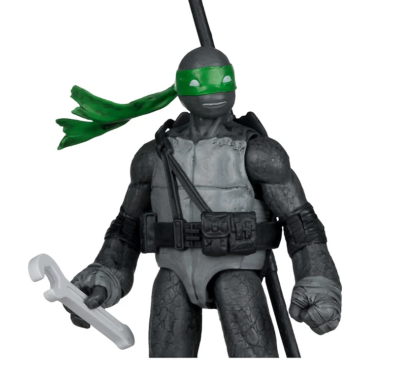 Teenage Mutant Ninja Turtles (Page Punchers) Donatello (Black, White & Green) 5-Inch Action Figure with Comic McFarlane Toys Red Platinum Edtion