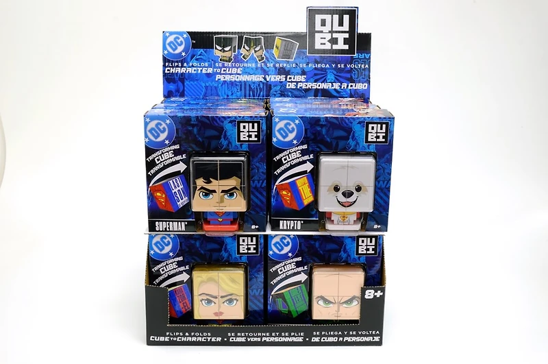 Qubi Superman (DC Comics) Transforming Cube Assortie – Une variation choisie au hasard