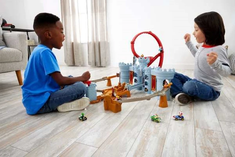 Hot Wheels Mario Kart Bowser's Castle Track Set