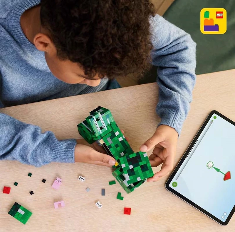 LEGO® Minecraft® The Creeper™ Gamer Decor, Action Figure Building Toy and Video Game Gift