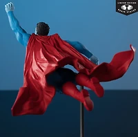 DC Direct Superman by Lee Bermejo (Superman Red and Blue) 1:10 Scale Resin Statue Limited Edition
