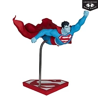DC Direct Superman by Lee Bermejo (Superman Red and Blue) 1:10 Scale Resin Statue Limited Edition