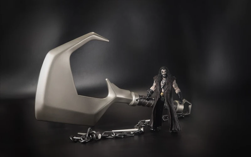 DC Direct Lobo's Hook (Supergirl Movie) 1:1 Scale Prop Replica