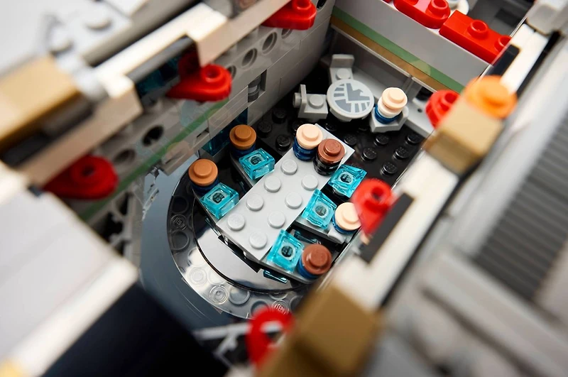 LEGO S.H.I.E.L.D. Helicarrier
