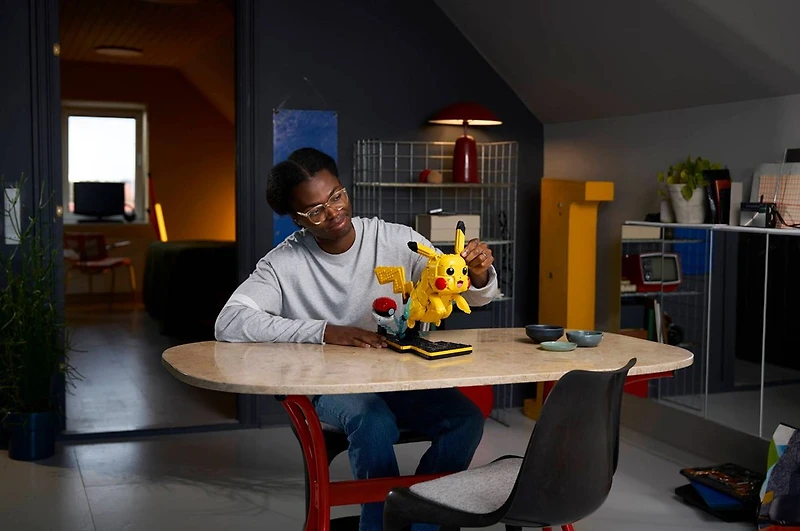 LEGO Pikachu and Poké Ball