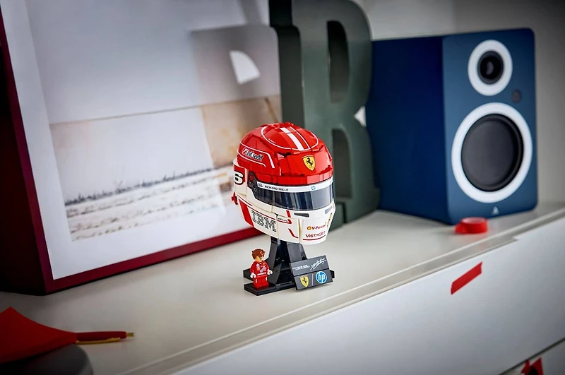 LEGO Editions Scuderia Ferrari HP Charles Leclerc Helmet