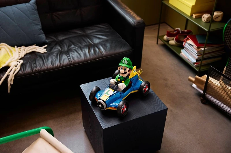 LEGO Mario Kart™  Luigi & Mach 8