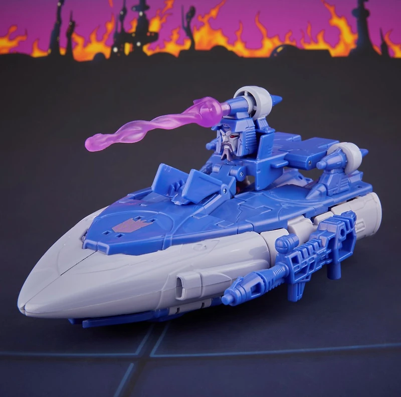 Transformers Studio Series MTMTE Collection The Transformers: The Movie Voyager Class Scourge