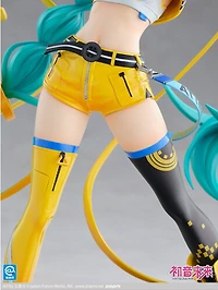 Hatsune Miku - 17Th Anniversary 1/7 Scale Pvc Figure