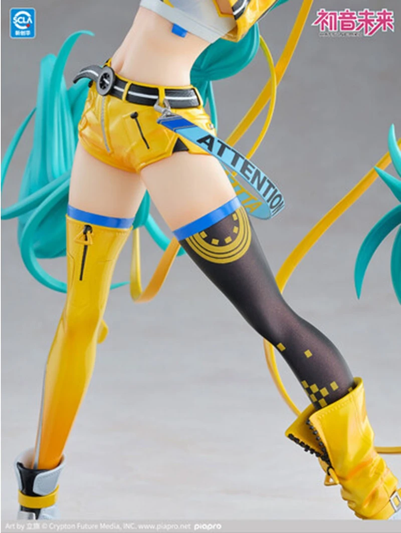 Hatsune Miku - 17Th Anniversary 1/7 Scale Pvc Figure