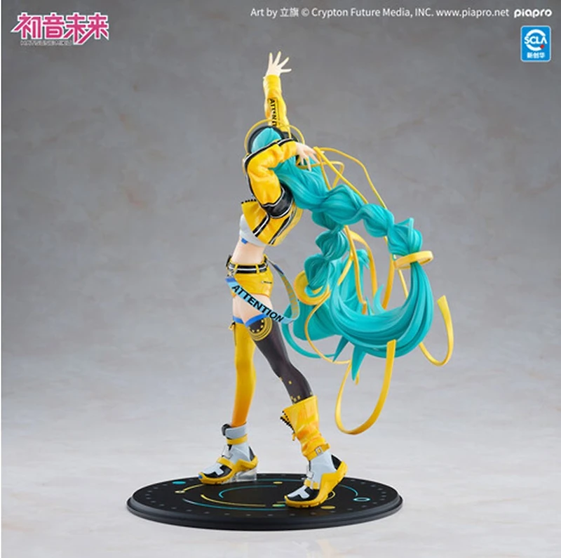 Hatsune Miku - 17Th Anniversary 1/7 Scale Pvc Figure