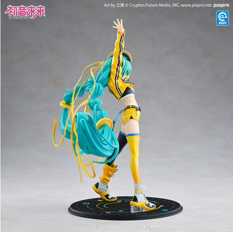 Hatsune Miku - 17Th Anniversary 1/7 Scale Pvc Figure