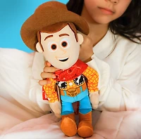 Disney Pixar TS5 - Woody Plush Medium