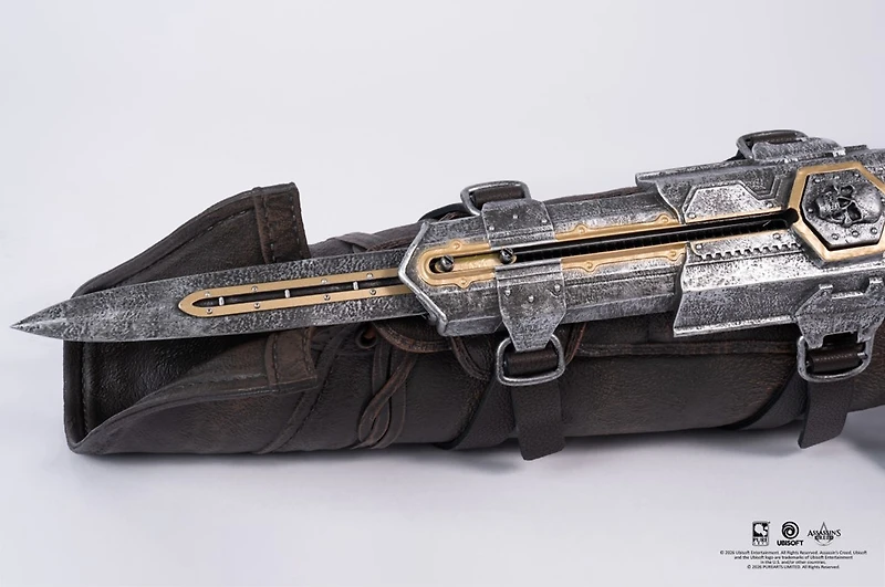 Assassin's Creed: Edward Kenway Hidden Blade 1/1 Scale Replica