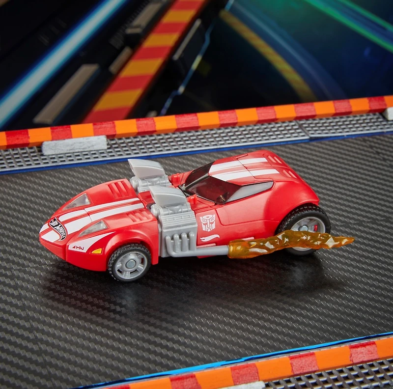 Transformers Collaborative Hot Wheels(R) x Transformers Twin Mill