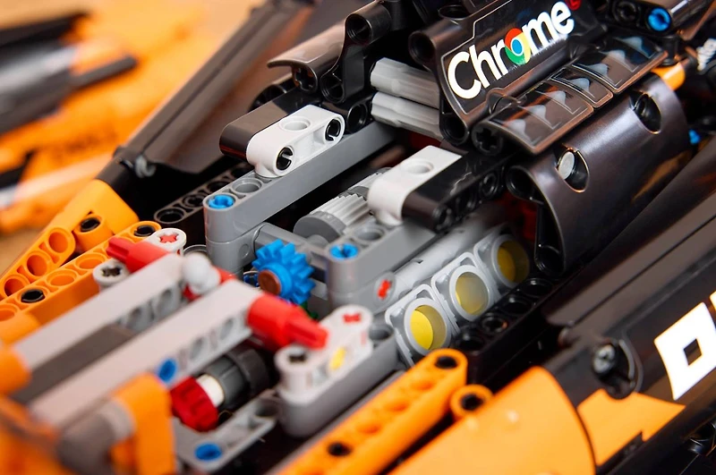 LEGO Technic McLaren MCL39 F1 Car