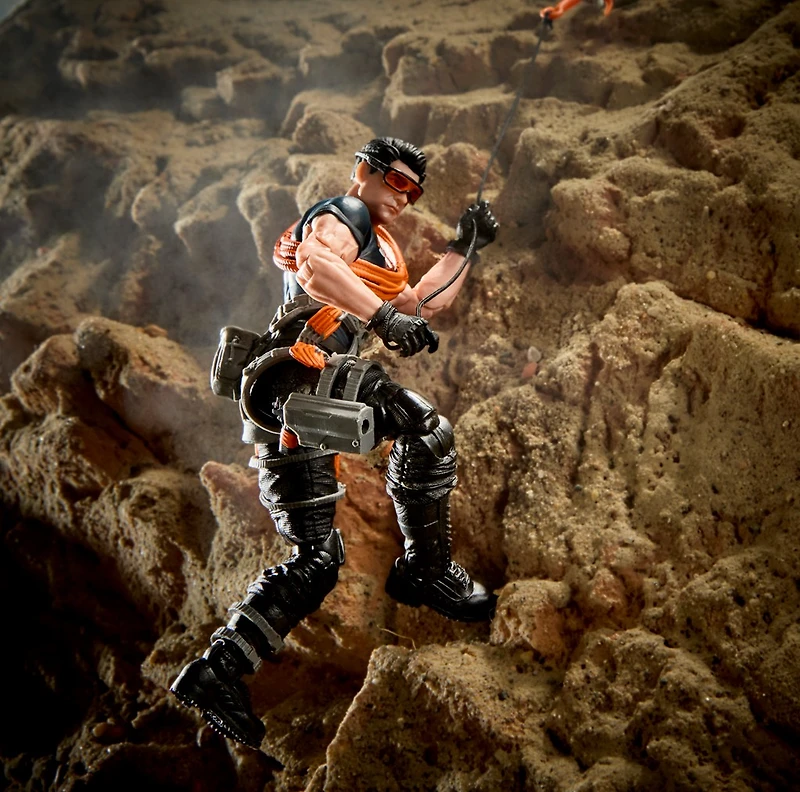 G.I. Joe Classified Series Action Man, Collectible 6-Inch Action Figure Set with 12 Accessories