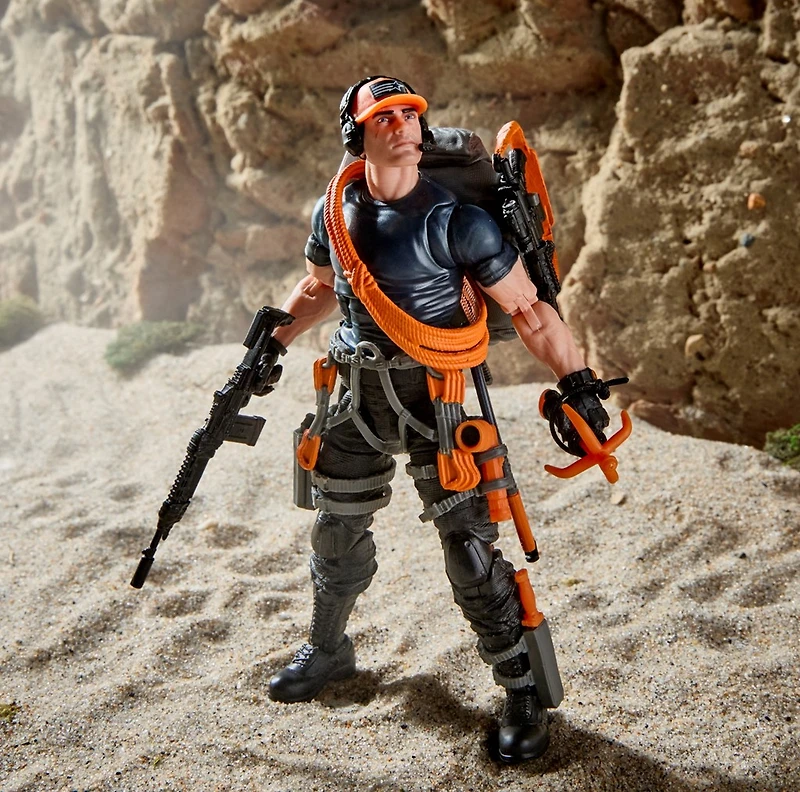 G.I. Joe Classified Series Action Man, Collectible 6-Inch Action Figure Set with 12 Accessories