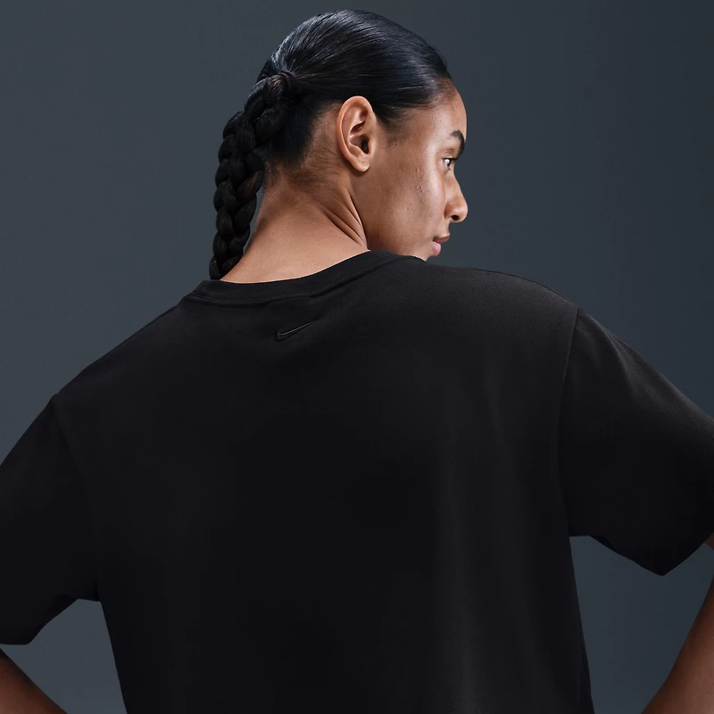 Kobe Women's Dri-FIT Cropped Basketball T-Shirt