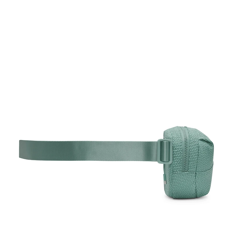 Nike Aura Crossbody Bag (2L)