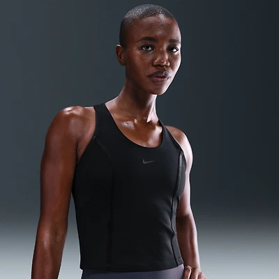 Nike One Fitted Women's Dri-FIT Tank Top