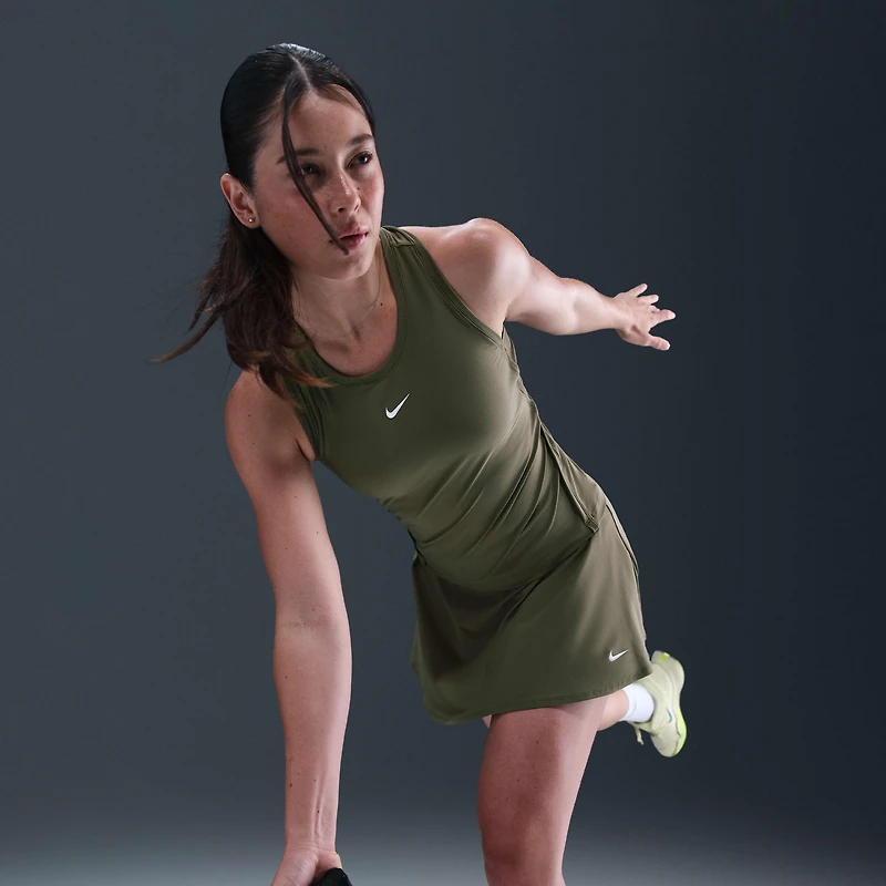 Nike Victory Women's Dri-FIT Short Flouncy Tennis Skirt